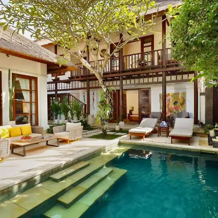 Adorable 3 Bedroom Private Pool Ne13